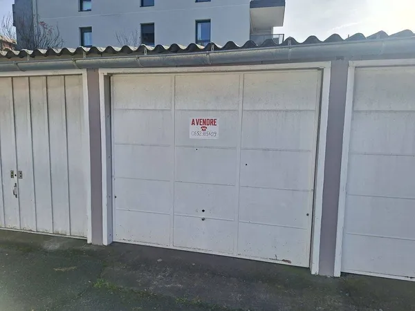 Box de stockage 13 m² 