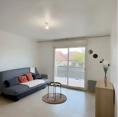 Studio meublé 31m2 - balcon + parking 