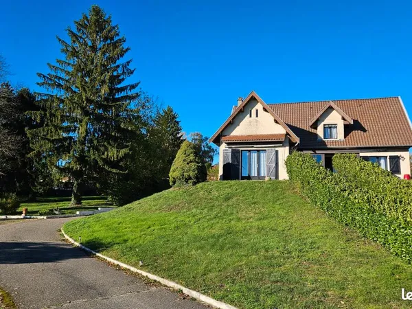 Villa 6 pièces 160 m² 