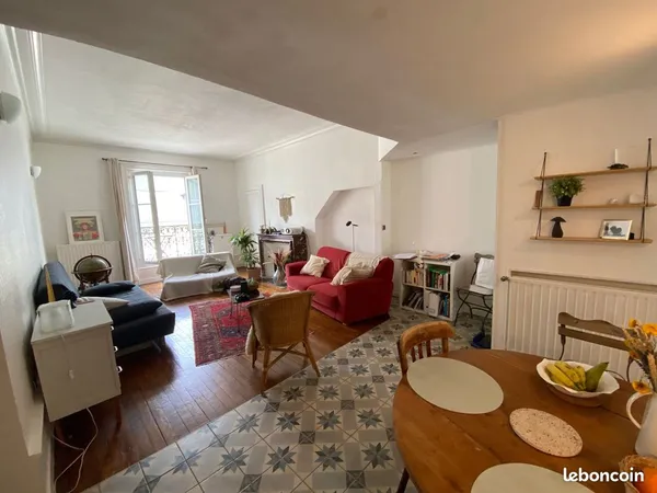 Bel appartement Nantes place Royale 
