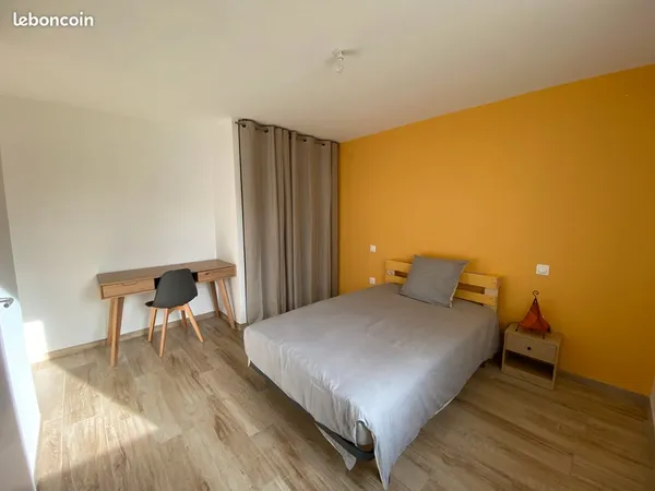 Chambre privative (SDB + WC) -> Co-Living dans Maison partagée 