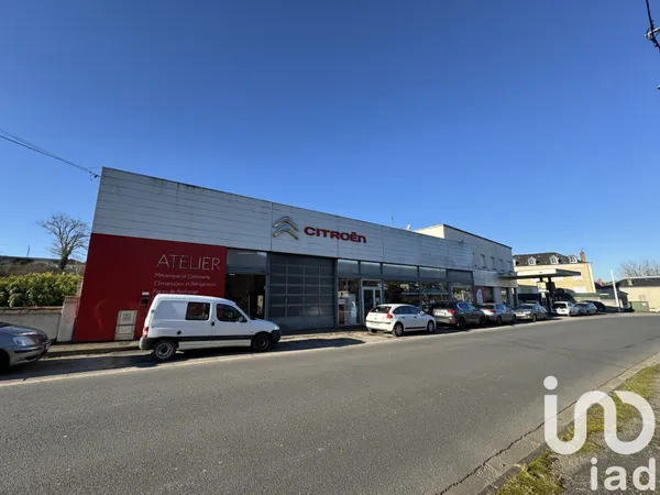Bâtiment 2228 m² 
