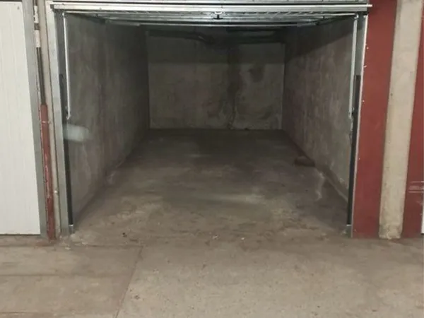 Parking box sécurisé 🅿️ 