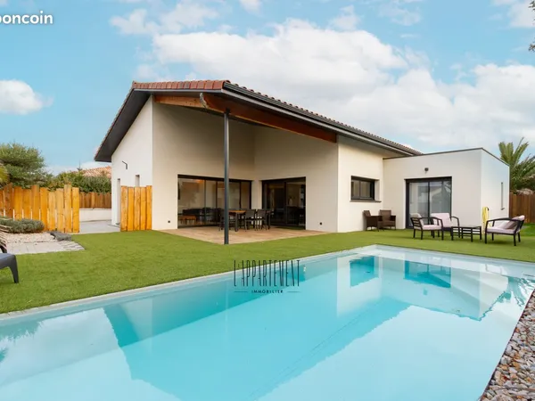 Villa 4 pièces 130 m² 