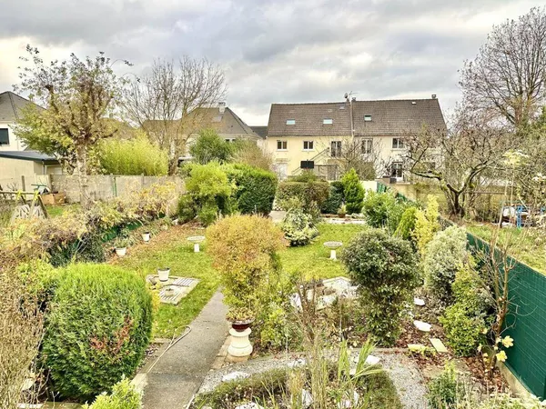 Maison de plain-pied 4 pièces 89 m² 
