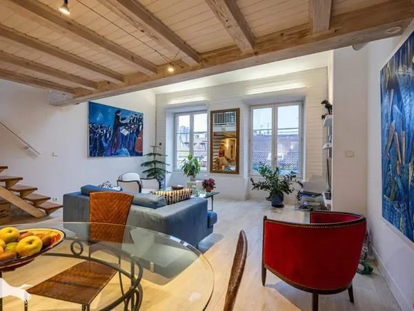 Duplex 4 pièces 143 m² 