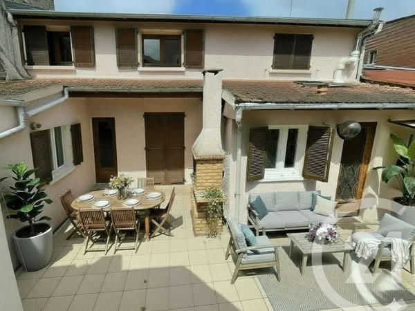 Maison 6 pièces 104 m² 