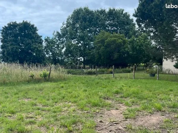 Terrain 528 m² Saint Aubin De Blaye 