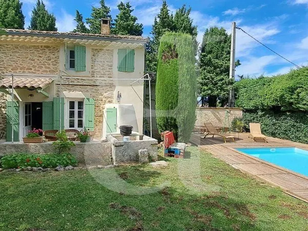 Mas provençal 3 pièces 73 m² 