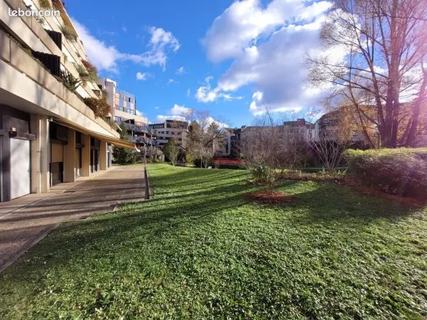 Appartement 1 pièce 32 m² 