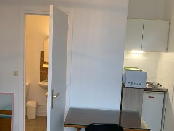 Location studio meublé 