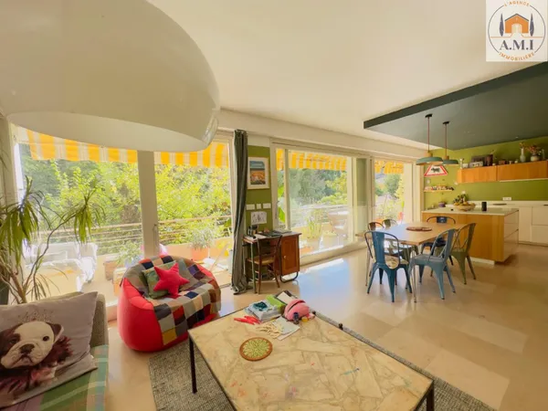 Appartement 6 pièces 123 m² 