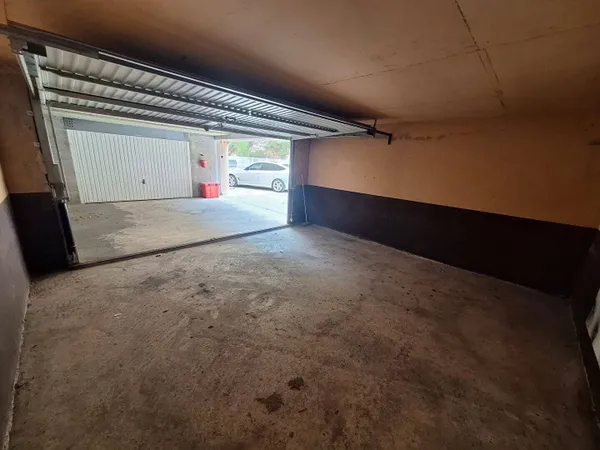 Parking 25 m² 