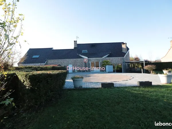 Villa 10 pièces 219 m² 