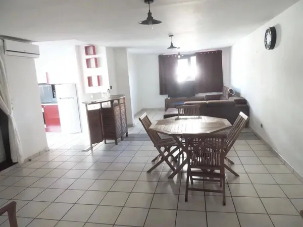Appartement 3 pièces 75 m² 