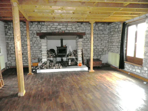 Maison 4 pièces 161 m² 