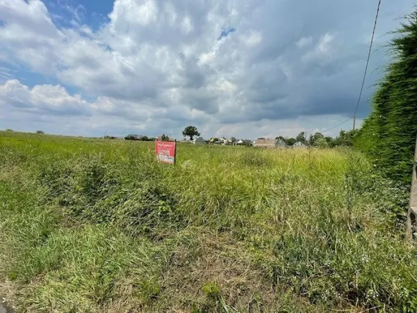 Terrain 2 parties lotissement et constructible 