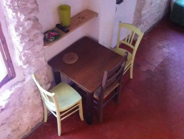 Studio 1 pièce 24 m² 