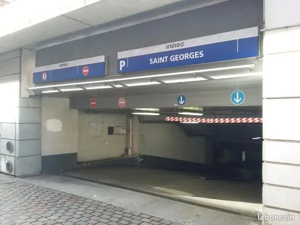 Parking - Garage Location Toulouse   136€