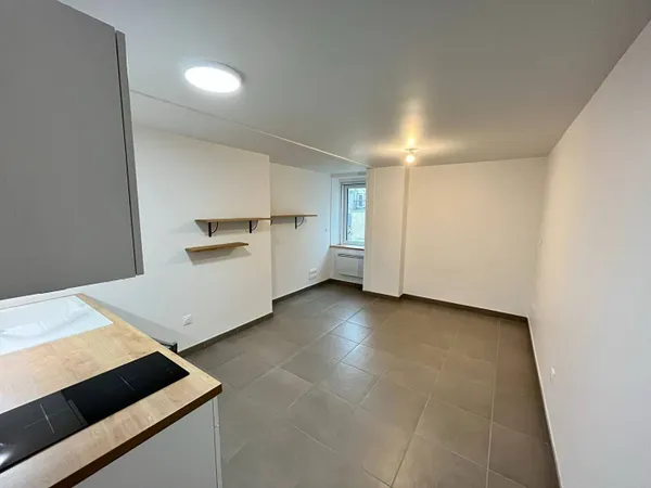Studio 1 pièce 25 m² 