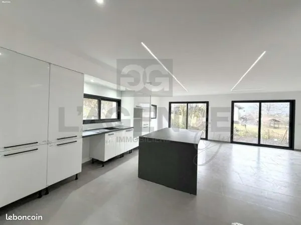 Maison 5 pièces 115 m² 