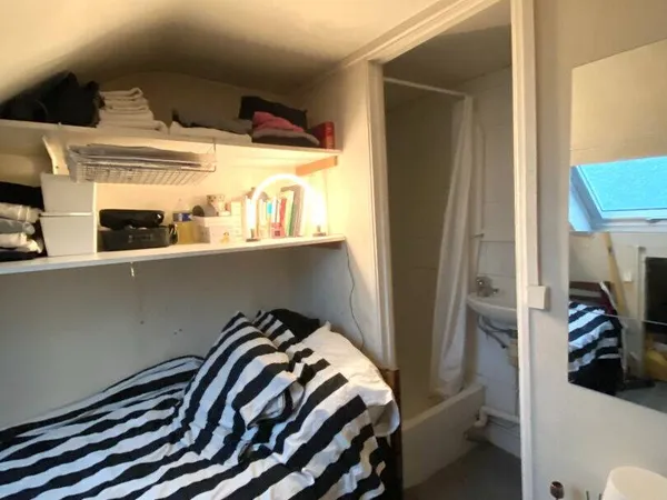 Appartement 1 pièce 11 m² 