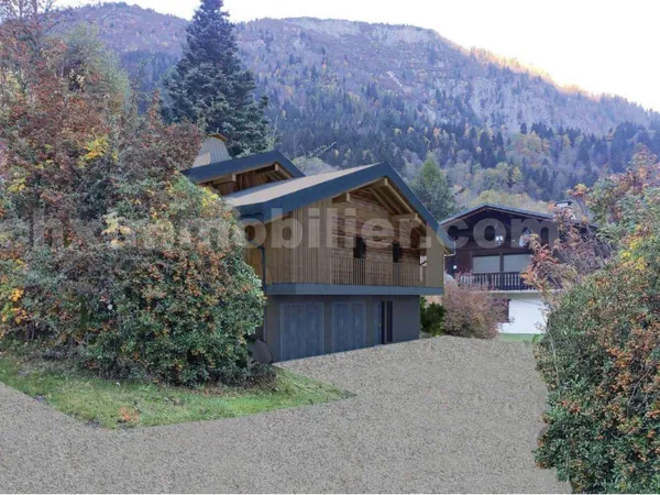 Propriété 187 m² 