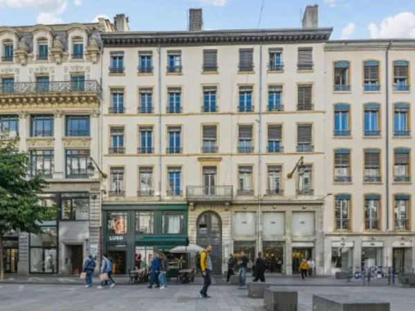 Bureaux 106 m² 