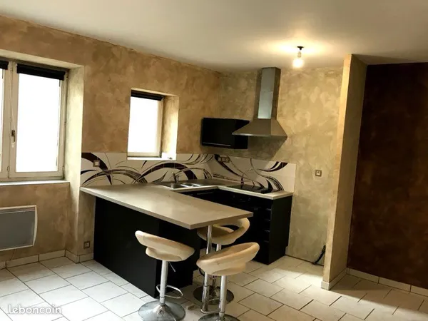 Appartement T2 meublé état neuf 