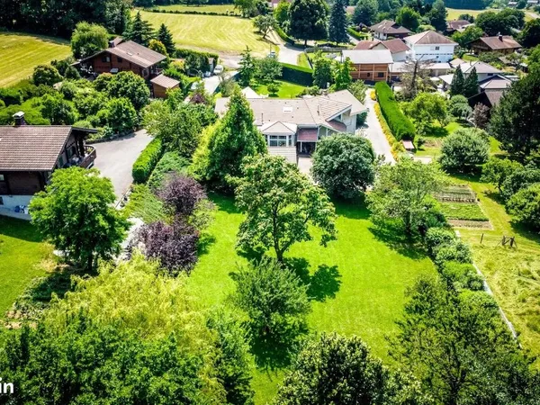 Terrain 1982 m² Fessy 