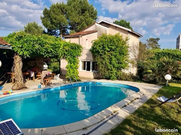 Maison non mitoyenne 6 pièces 160 m2 