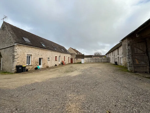 Ensemble de bâtiment composé de plusieurs logements 