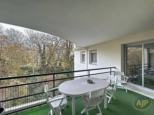 Appartement 4 pièces 85 m² 