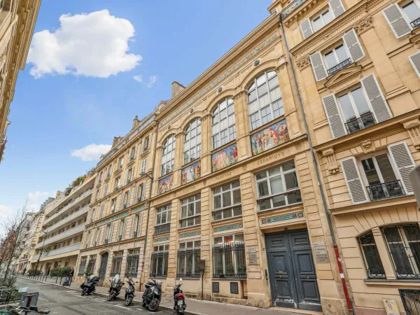 Loft de bureaux à vendre - Charme industriel entre République et Parmentier 