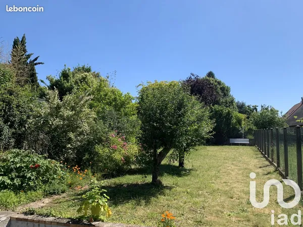 Terrain 369 m² Sens 