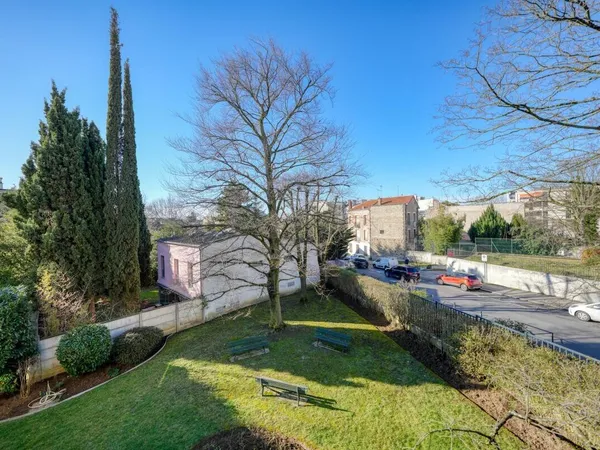 Appartement 6 pièces 126 m² 