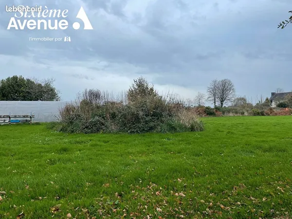 Terrain 1176 m² GOUESNACH 