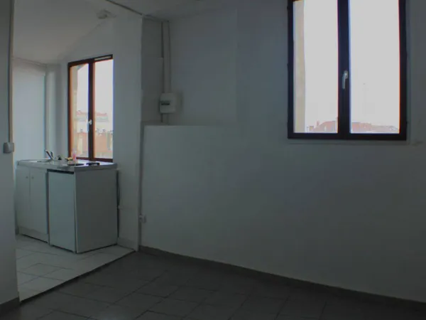 Studio 1 pièce 20 m² 