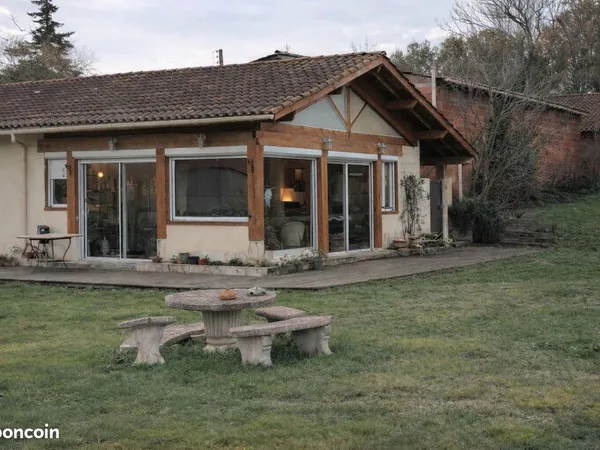 Maison de campagne (200 m²) - Plain-pied - Peyrens 