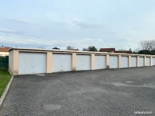 Garage 16 m2 La Verpillière 
