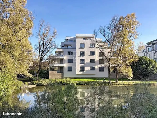 Appartement 6 pièces 160 m² 