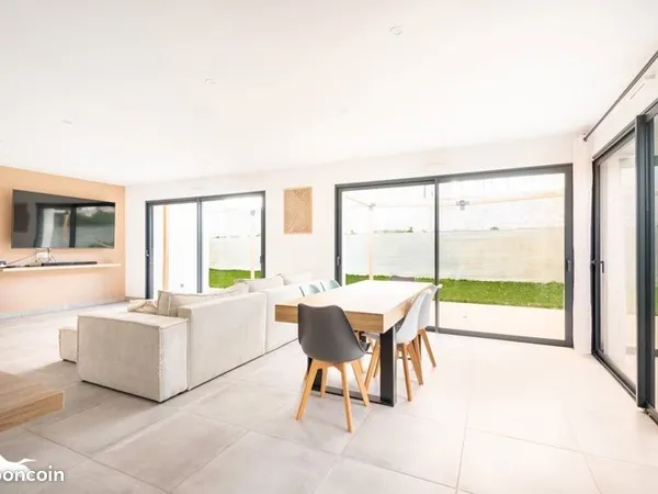 Maison 6 pièces 110 m² 