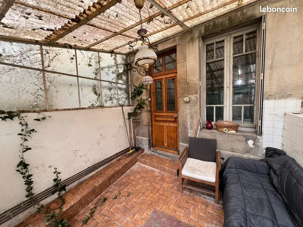 Maison de ville a vendre a bourganeuf 