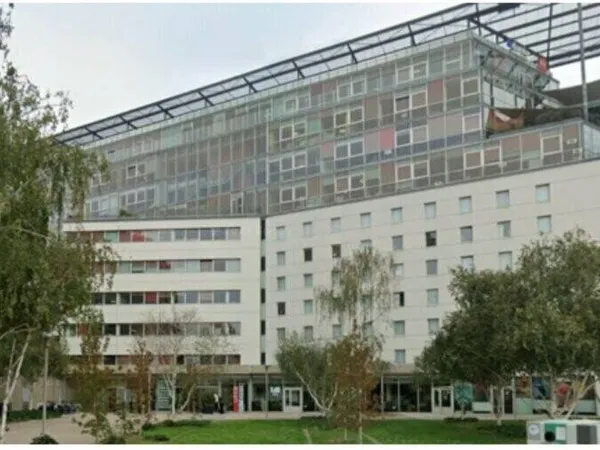 Bureau 802 m² 