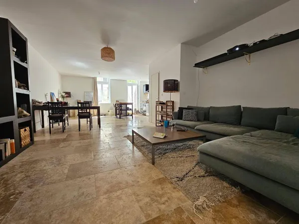 Appartement 2 pièces 68 m² 