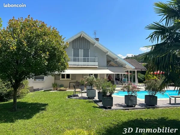 Maison 5 pièces 155 m² 