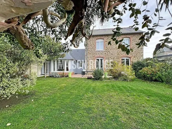 Maison 2 pièces 168 m² 