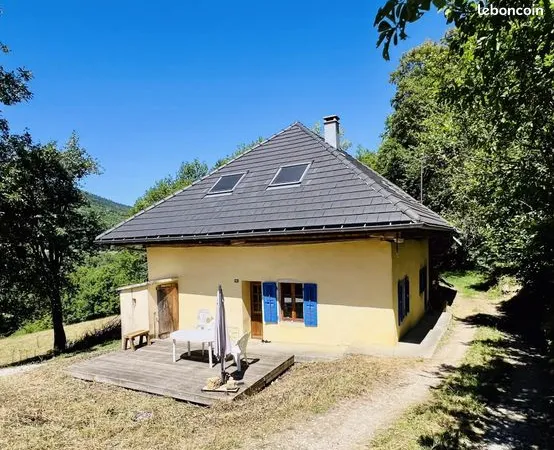 Maison 8 pièces 100 m² 