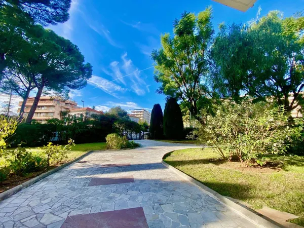 Appartement 1 pièce 32 m² 