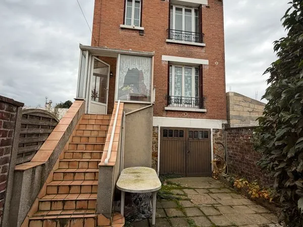 Pavillon individuel secteur les charmettes 